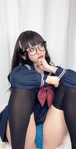 动漫美女被爆挤奶播放_免费在线观看播放
