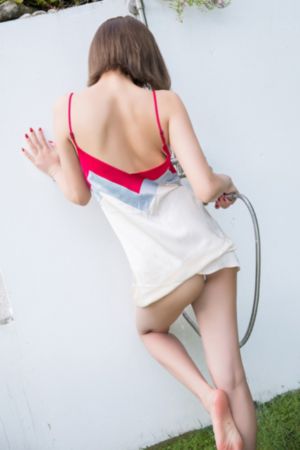 年轻的妻子在线_DVD高清完整版播放